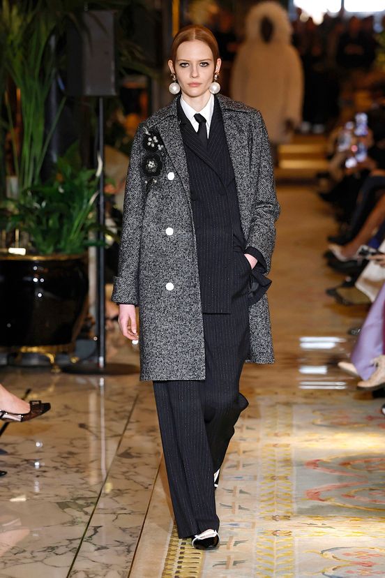 woman<br>FW25