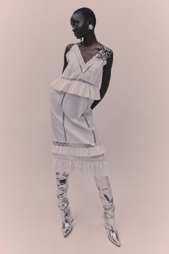 woman<br>PF24