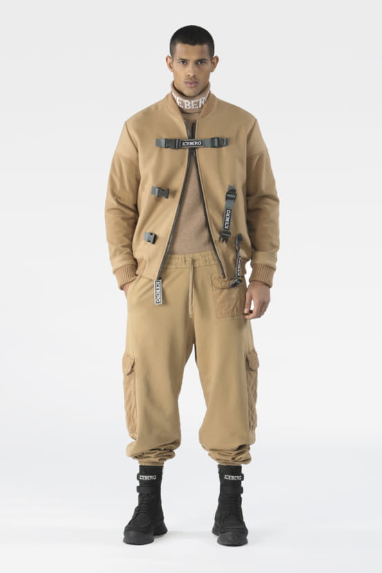 man<br>FW21