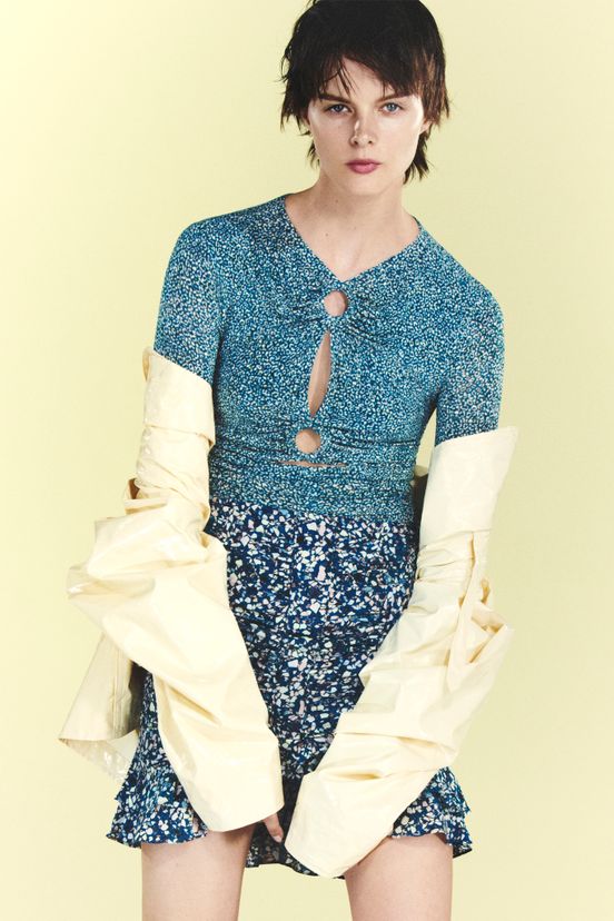 woman<br>RS23