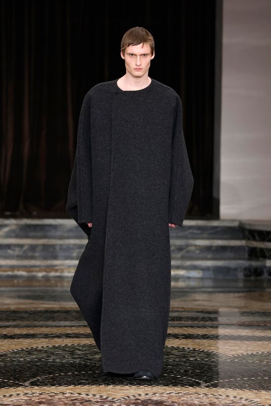 woman<br>FW26