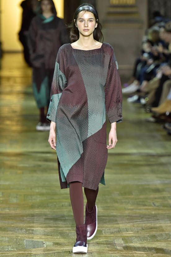 woman<br>F/W 17