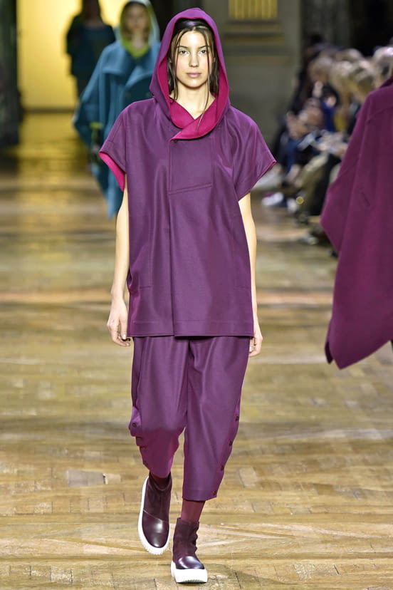 woman<br>F/W 17