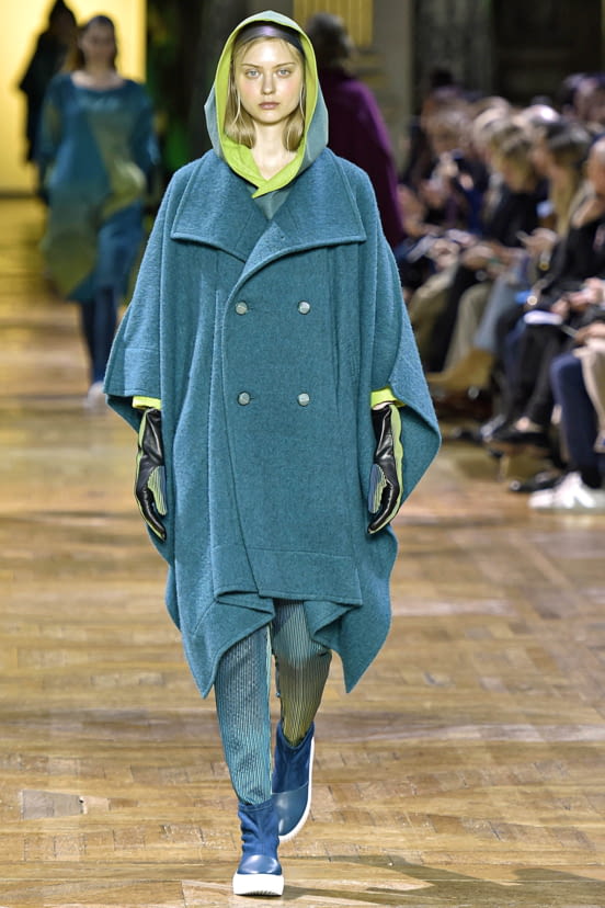 woman<br>F/W 17