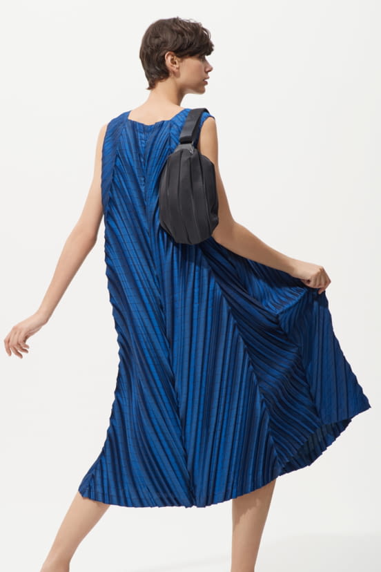 woman<br>RS19