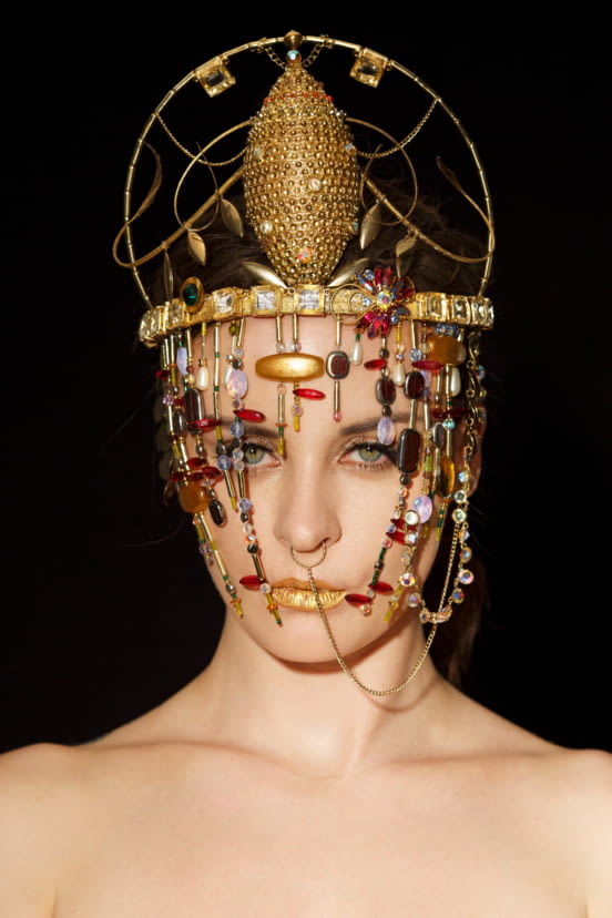 accessory<br>FW19