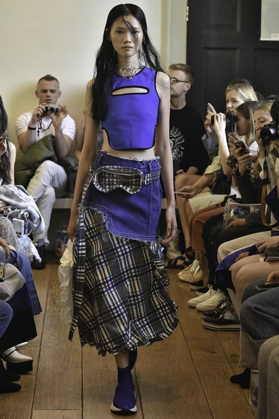 woman<br>SS19