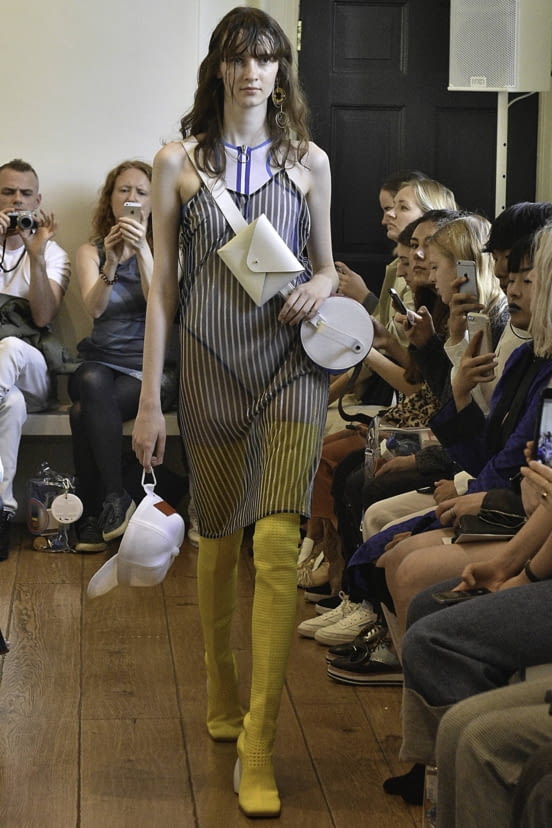 woman<br>SS19