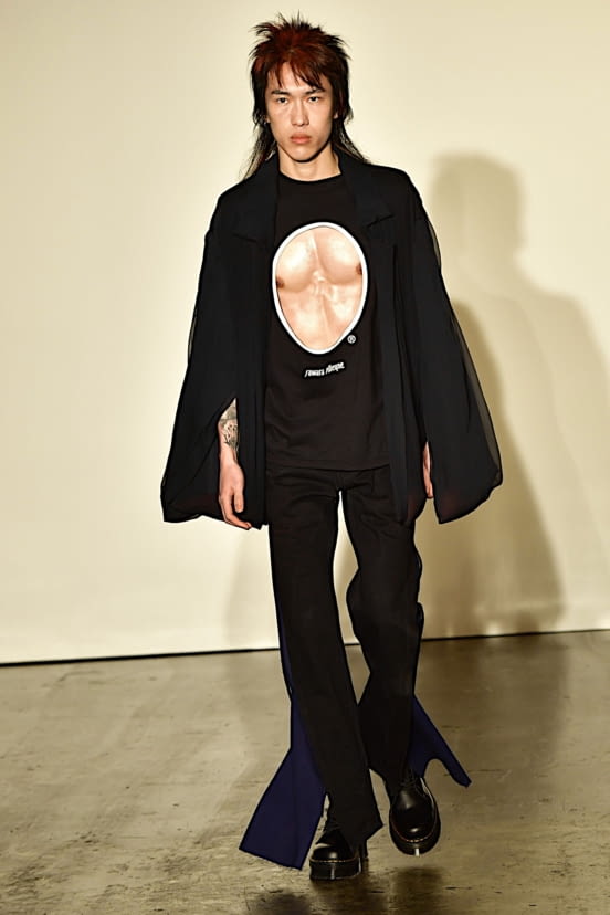 woman<br>FW22