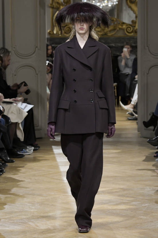 woman<br>F/W 17