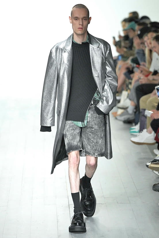 man<br>SS19
