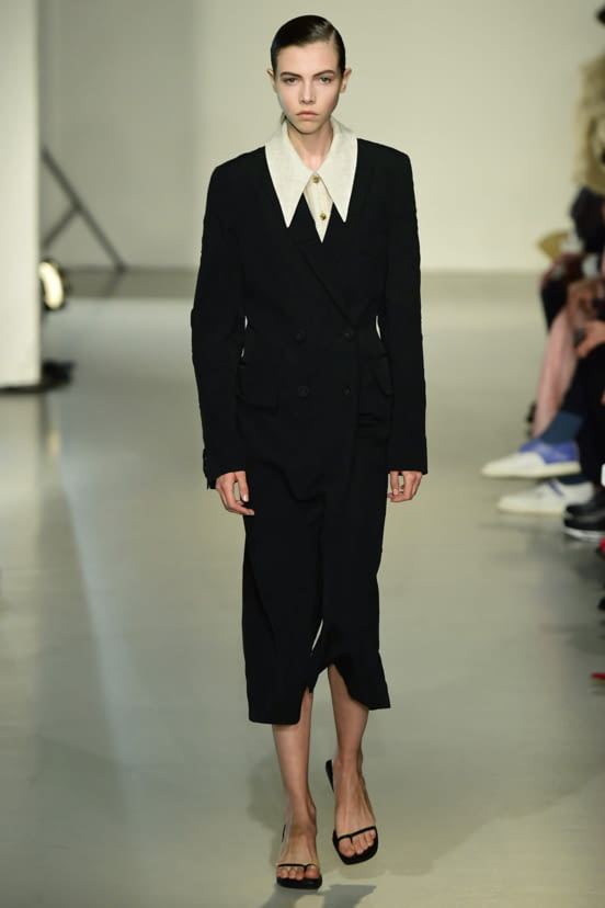 woman<br>SS18