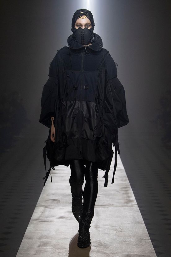 woman<br>FW23