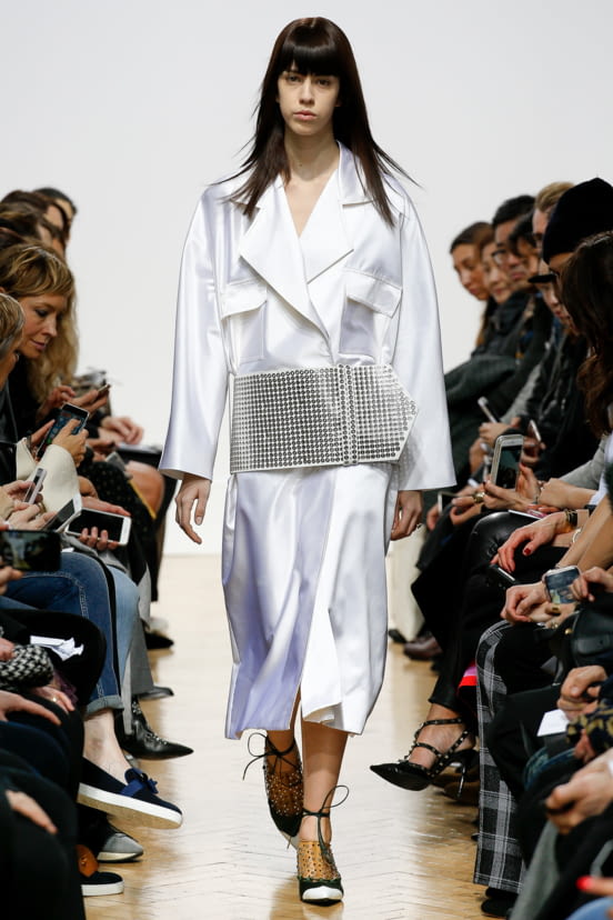 woman<br>FW16