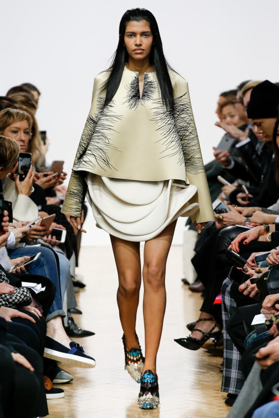 woman<br>FW16