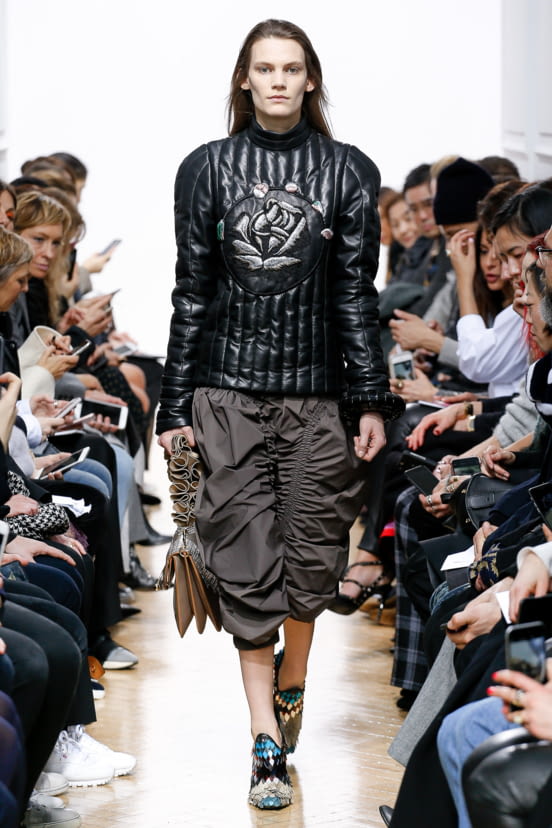 woman<br>FW16