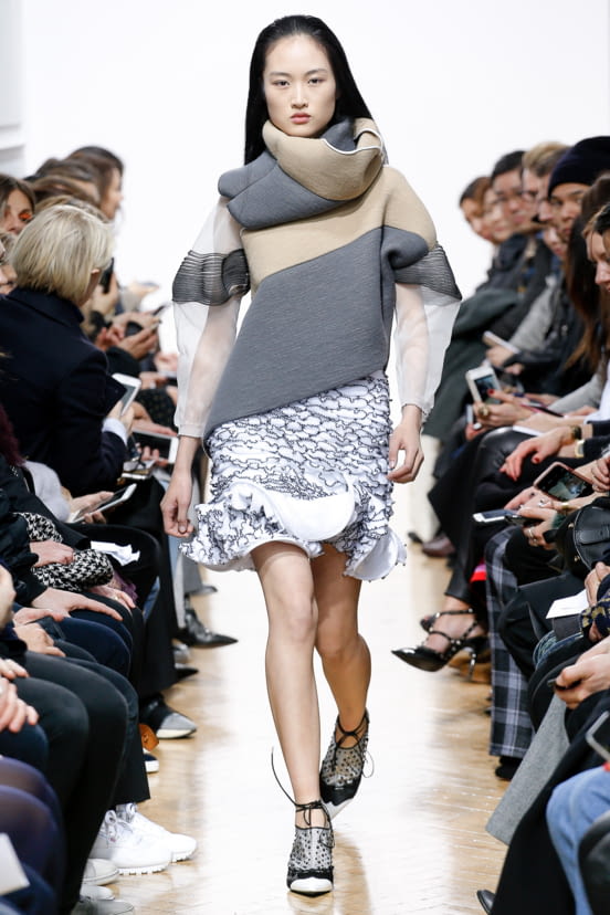 woman<br>FW16
