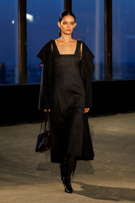 woman<br>FW26