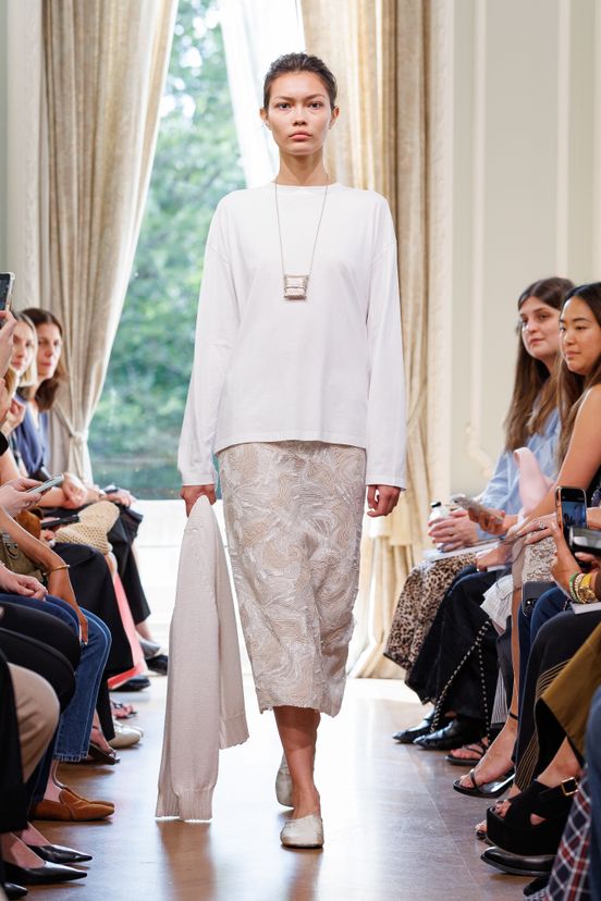 pencil skirt