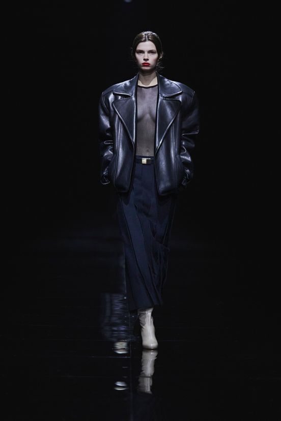 woman<br>FW24