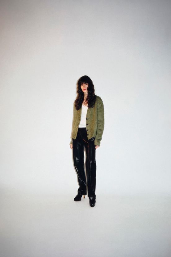 woman<br>RS27