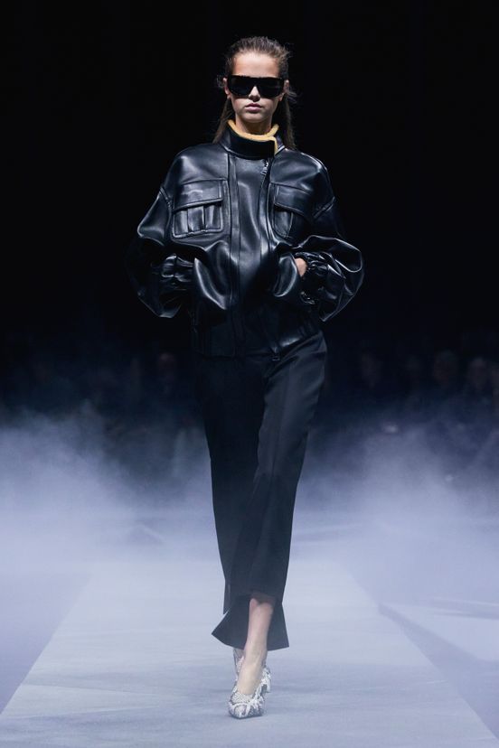 total monochrome look