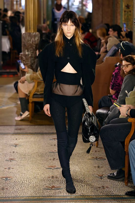 woman<br>FW25