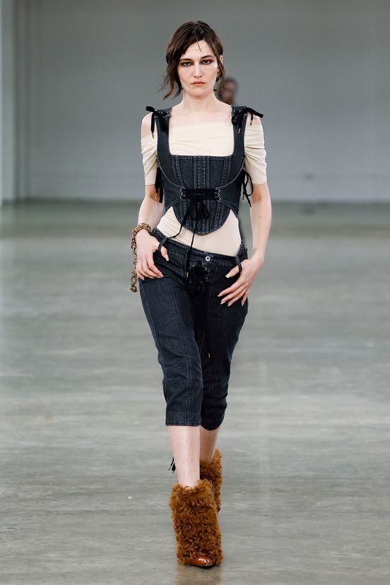 woman<br>FW24