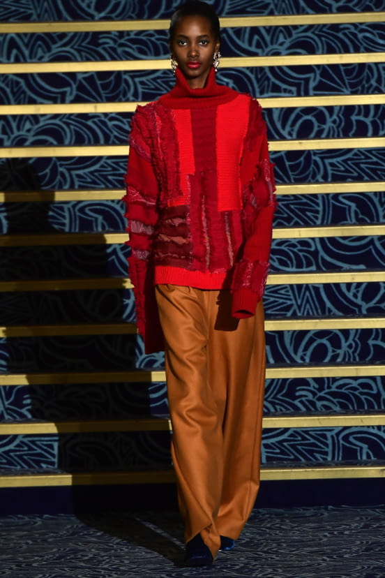 woman<br>F/W 17