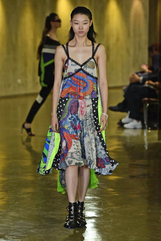 woman<br>SS19
