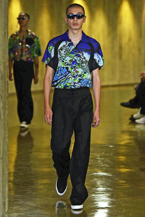 woman<br>SS19