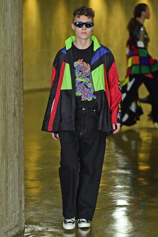 woman<br>SS19