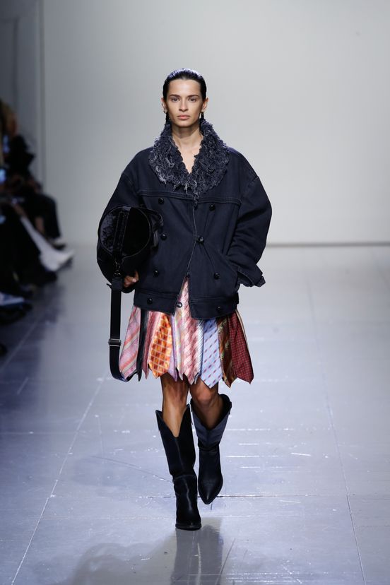 woman<br>FW23