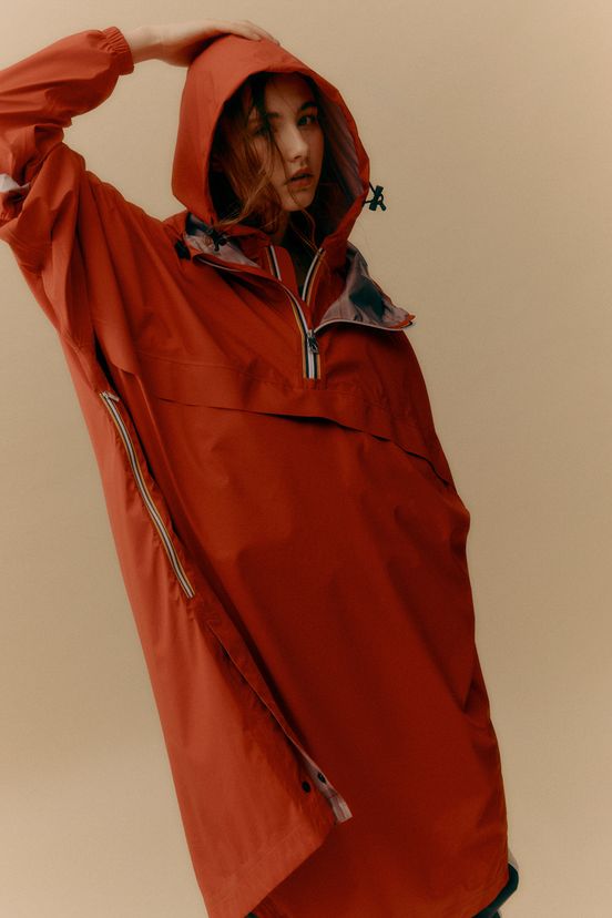 woman<br>SS25