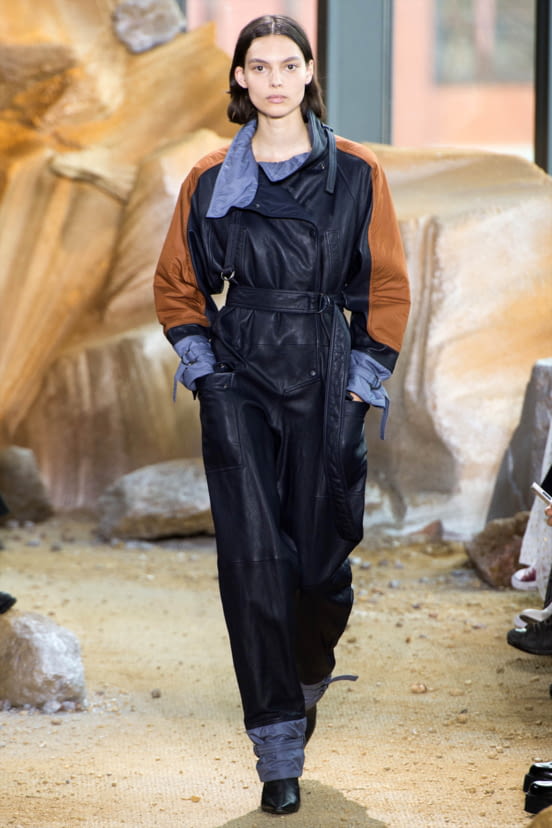 woman<br>F/W 17