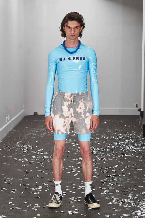 man<br>SS22