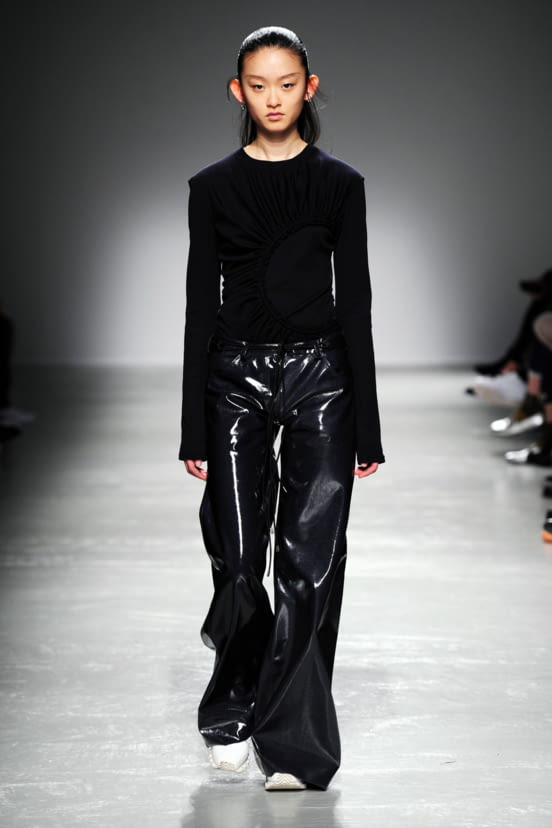 woman<br>FW16