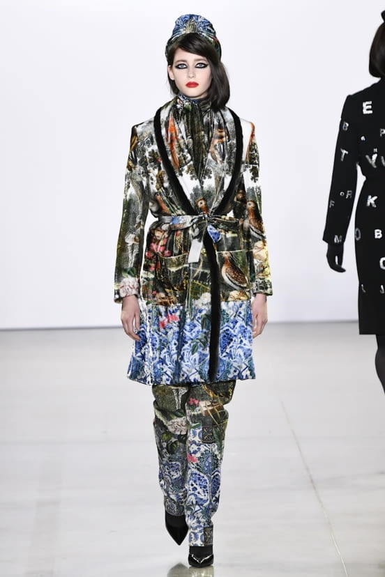 woman<br>FW20