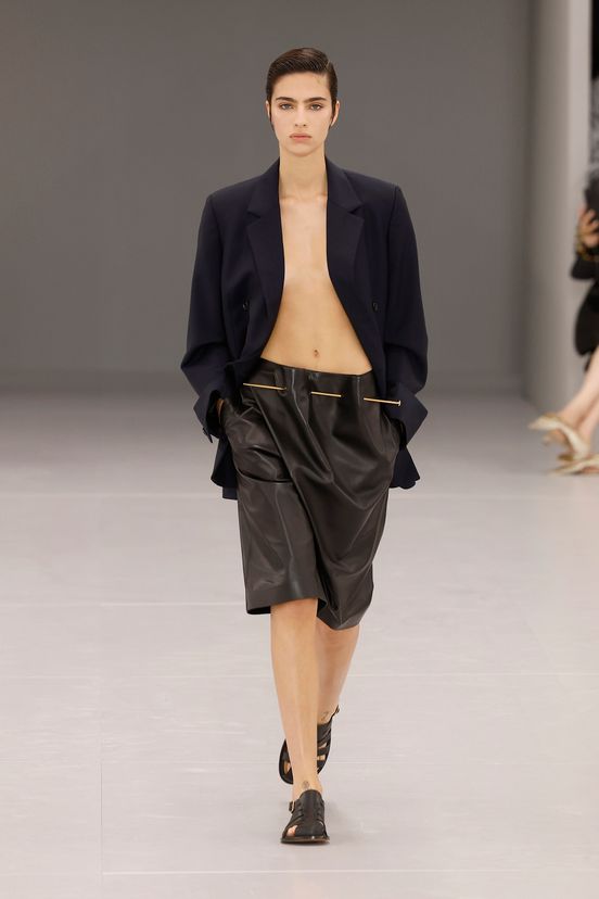 Womenswear Spring/Summer 2024 Paris fashion trends