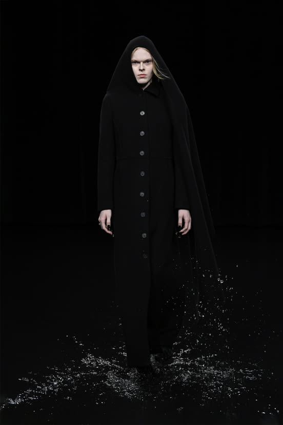 woman<br>FW20