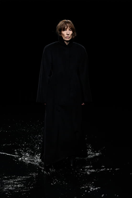 woman<br>FW20