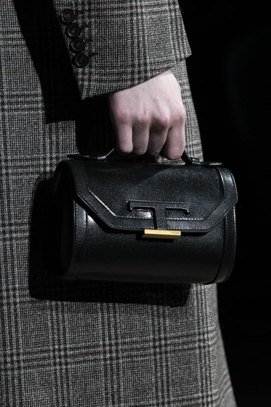 accessory<br>FW20