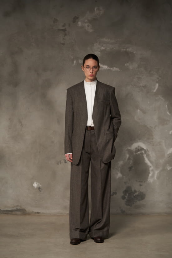 woman<br>FW21