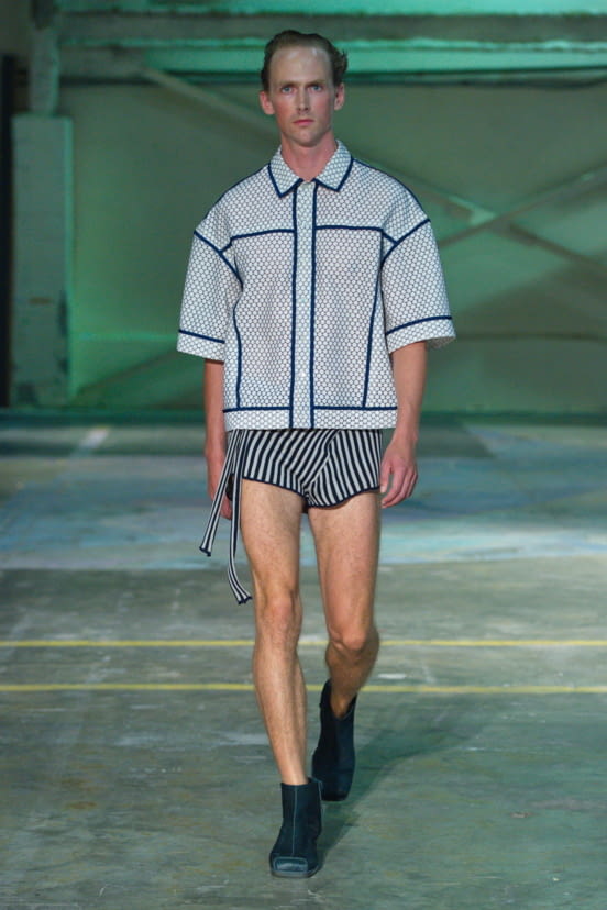 woman<br>SS20