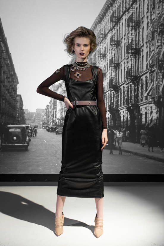 woman<br>FW21