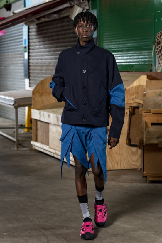 man<br>SS22