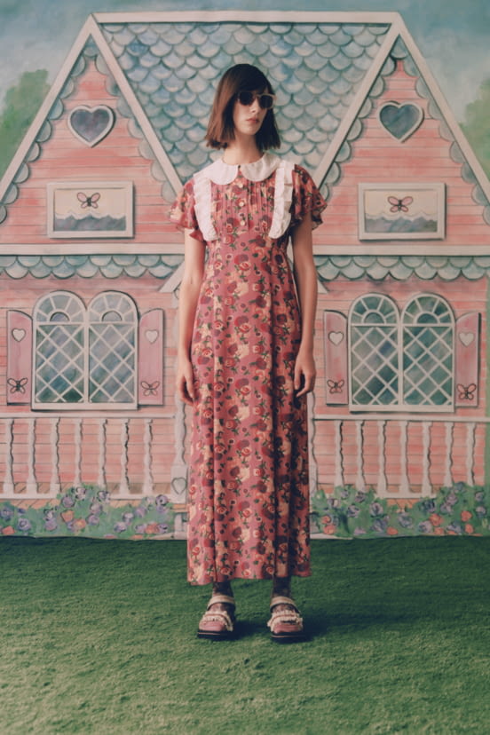 woman<br>SS21