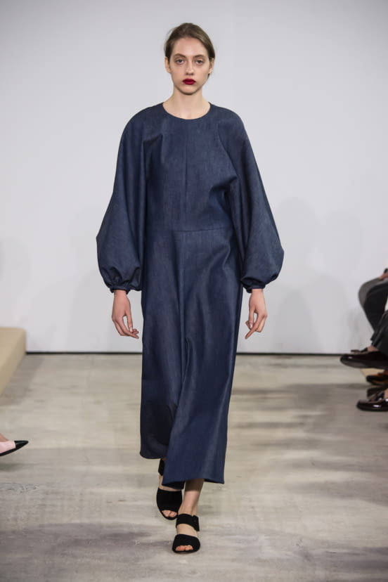 woman<br>FW16