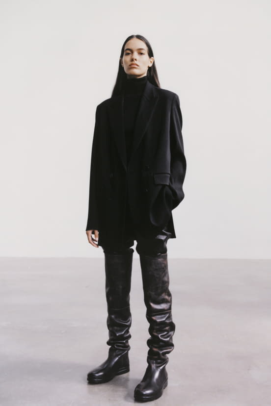 woman<br>FW21