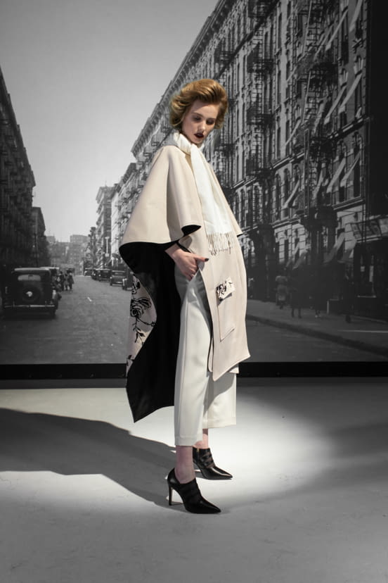 woman<br>FW21